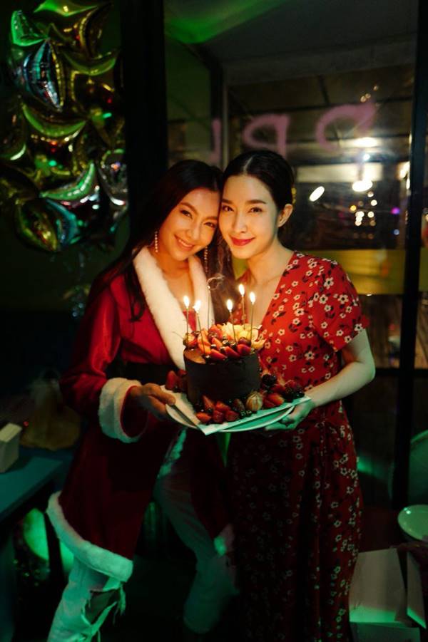 จัดปาร์ตี้วันเกิด  เบลล่า  