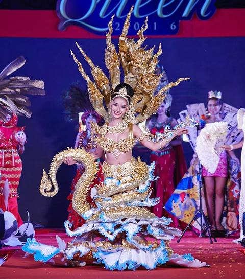 ตามคาด  ชุดพญานาคสุดอลัง คว้าชุดประจำชาติ Miss International Queen