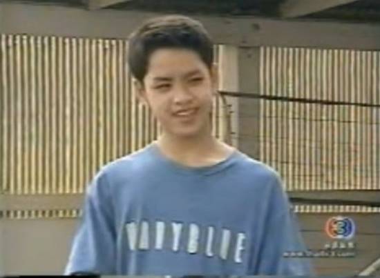 ย้อนคลิป ทอม Room39 สมัยเด็ก เสียงตะมุตะมิเหมือน หน้ากากทุเรียน เป๊ะเลย !