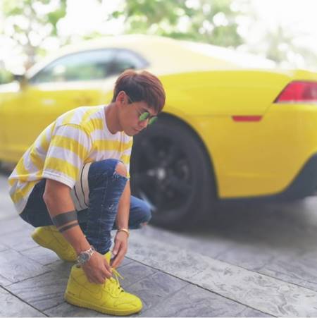 สุดยอด ! เปิดคลังรองเท้า ดีเจเพชรจ้า อลังการเยอะมากนับร้อยคู่ 