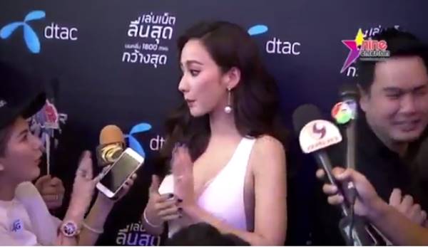 ดูชัด ๆ อั้ม พัชราภา กับวิธีการจบสัมภาษณ์ ที่ทำให้นักข่าววงแตก