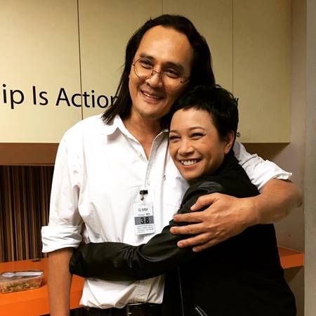 แอม เสาวลักษณ์ กอด ตั้ว ศรัณยู