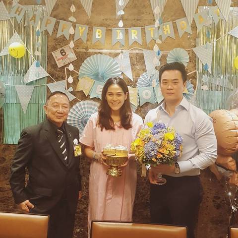 ชมพู่ อารยา