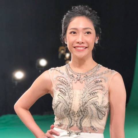 ครูเงาะ รสสุคนธ์ 