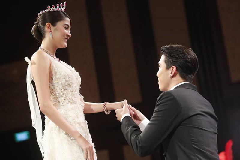 ป๊อก คุกเข่าขอ มาร์กี้ แต่งงาน