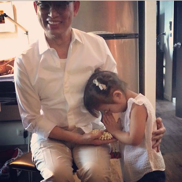 มาดูการไหว้ของ น้องปีใหม่