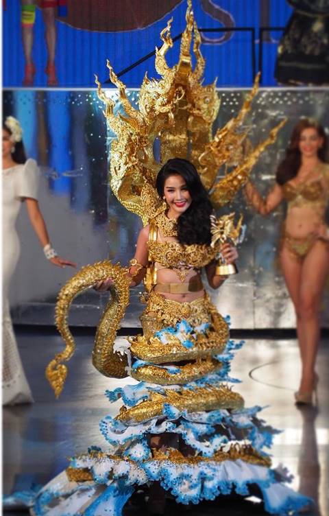ตามคาด  ชุดพญานาคสุดอลัง คว้าชุดประจำชาติ Miss International Queen