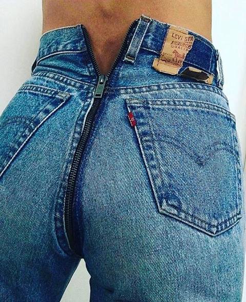 มันมาแล้ว ! แฟชั่นยีนส์ใหม่ 2017 โชว์บั้นท้ายใส ๆ ทั้งใบ ไม่ต้องแอบส่องให้เมื่อย