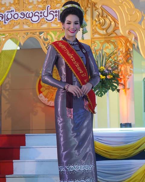 จูลี่ The Face 3 มาในลุค นางสงกรานต์พระประแดง สวยแจ่ม งามอย่างไทย