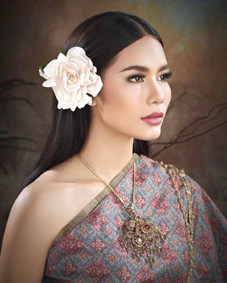 อาภัสรา หงสกุล แชะภาพคู่ น้ำตาล ชลิตา