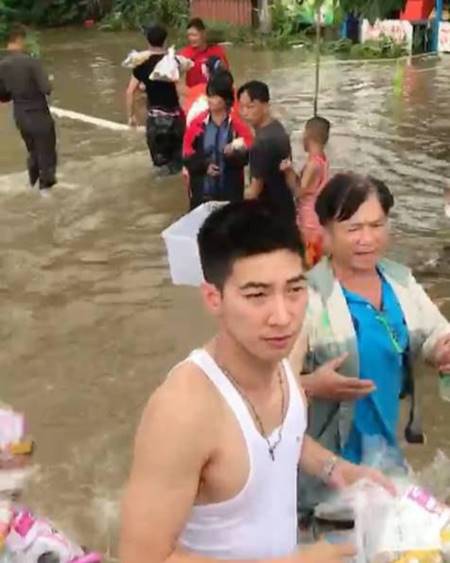 โตโน่ - ก้อง ห้วยไร่