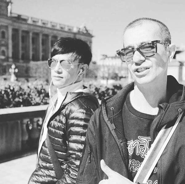 ต๊ะ-ดิ๊บ บอยสเก๊าท์