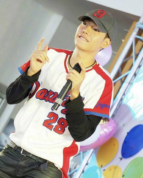 ย้อนคลิป เป๊ก ผลิตโชค เมื่อ 2 ปีก่อน ร้องเพลงแต่คนเดินหนี-คนดูแค่ 20 คน