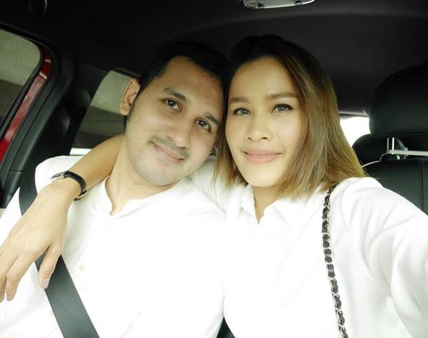 หนูเล็ก ก่อนบ่าย ควงแฟนเข้าร้านเวดดิ้ง หรือเตรียมลั่นระฆังวิวาห์แล้วอีกคู่ !?