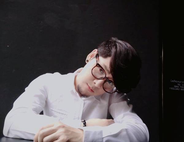 เปิดโพล คนไทยอยากเล่นน้ำสงกรานต์กับใครที่สุด อันดับ 1 อย่างพีค !