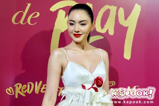 ใหม่ ดาวิกา ไขข้อสงสัย ใบเฟิร์น เปลี่ยนผู้จัดการ ยังสนิทเหมือนเดิมไหม