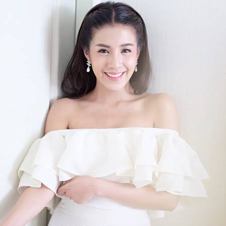 ใบเตย ขอแจง แบรนด์ที่ฟ้องบล็อกเกอร์สาว ไม่ใช่ของตัวเองแน่นอน !!