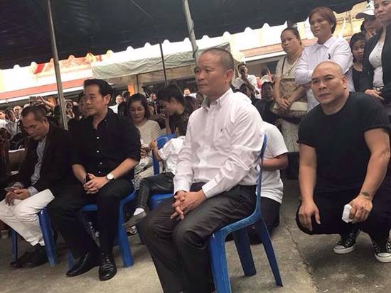 หม่ำ จ๊กมก ร่ำไห้ อาลัยส่ง แวว จ๊กมก