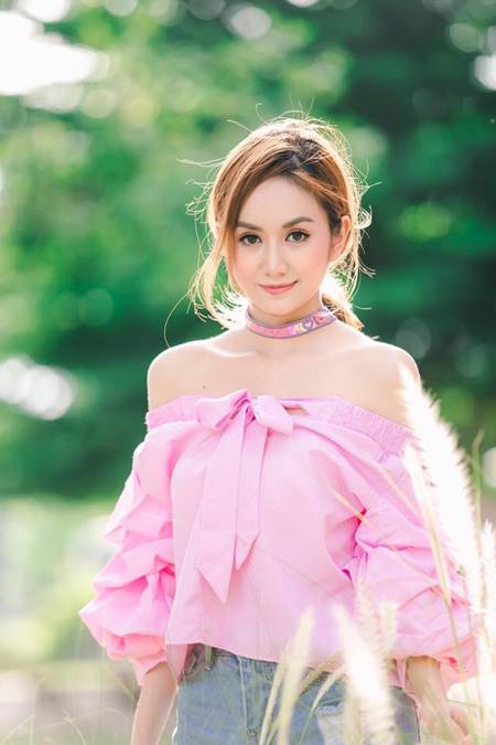 แป้ง มิตรชัย