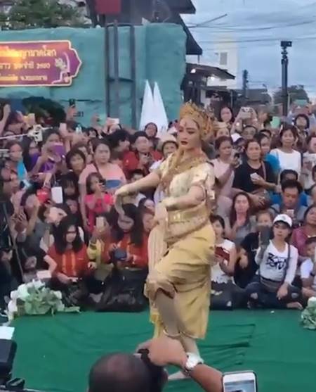 อรอนงค์ ปัญญาวงศ์