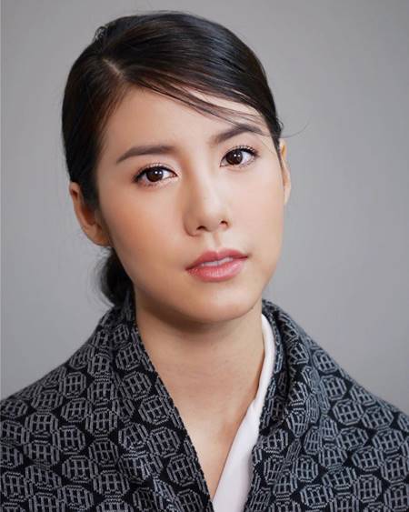  บี้ เอสเธอร์