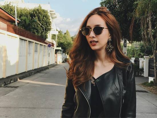 มิ้นท์ ณัฐวรา รับคุยหลาน ทักษิณ ชินวัตร มา 2 ปีแล้ว แย้มฝ่ายชายโรแมนติก