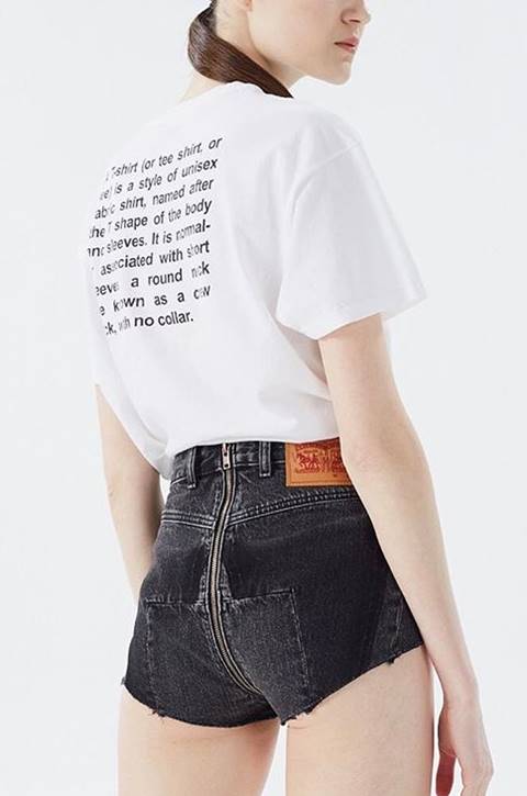 มันมาแล้ว ! แฟชั่นยีนส์ใหม่ 2017 โชว์บั้นท้ายใส ๆ ทั้งใบ ไม่ต้องแอบส่องให้เมื่อย