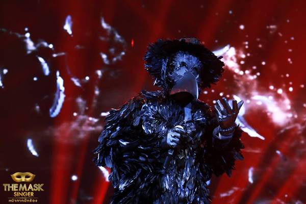 เตรียมพร้อม ! หน้ากากหมูป่า ปะทะ หน้ากากอีกาดำ เชียร์คนไหนกันเอ่ย ?  