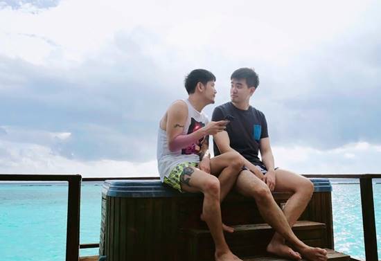 อ๊อฟ ปองศักดิ์ ไฮโซภูมิ 