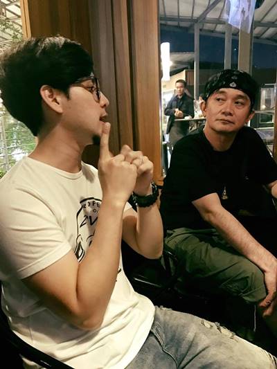 ทอม Room 39 โชว์ร้องเพลง มือปืน ให้ ปู ฟังสด ๆ จนปูทำหน้าแบบนี้  !! 