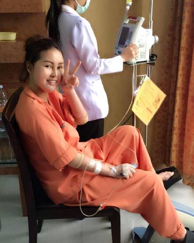 หญิงลี ศรีจุมพล