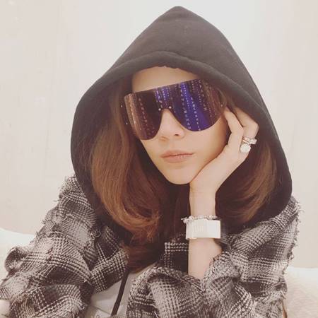 ชมพู่ อารยา