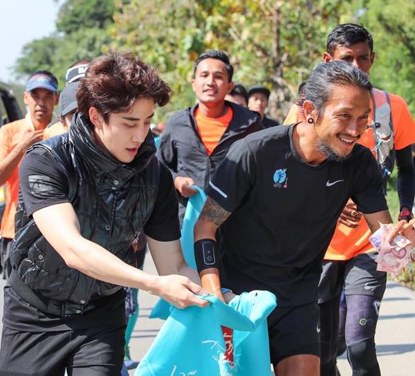 ไมค์ พิรัชต์