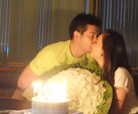 นุ่น ต๊อด กับโมเมนต์สุดหวาน ครบรอบแต่งงาน 7 ปี รักไม่มีเปลี่ยนแปลง  