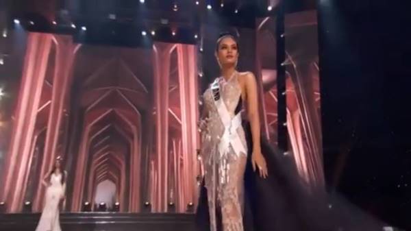 น้ำตาล ชลิตา เจิดจรัสโชว์ตัวรอบพรีลิมฯ