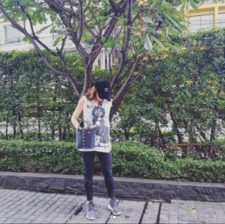 ชมพู่ อารยา