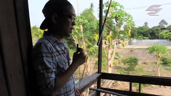 เห็นแล้วอึ้ง ! เปิดบ้านไม้หลักแรกของ โจ๊ก โซคูล ที่จ. พิษณุโลก สภาพเป็นแบบนี้