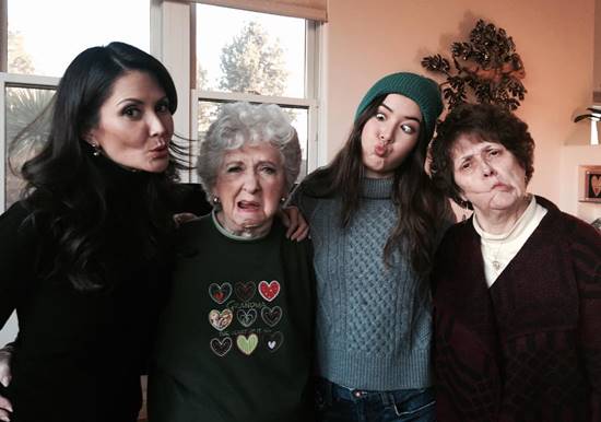 จีน่า เผยภาพ น้องเจด้า จากวัยเตาะแตะถึงปัจจุบัน