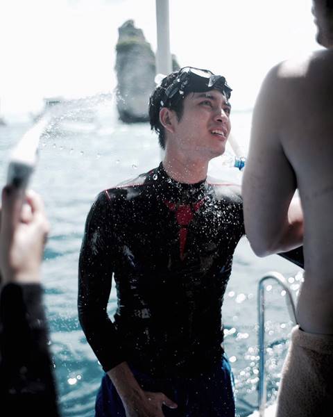 บอย ปกรณ์ งานโชว์เซ็กซี่ก็มา ถอดเสื้อโชว์ความล่ำ ฟิตแรง แซ่บลืม !!