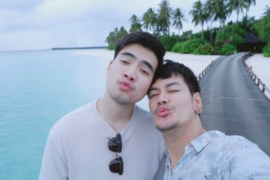 อ๊อฟ ปองศักดิ์ ไฮโซภูมิ 