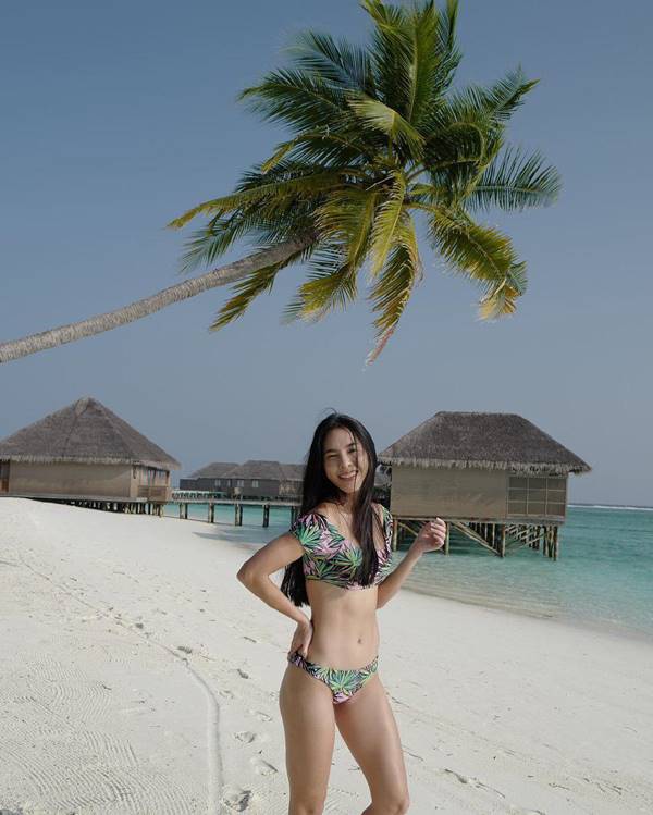 เบเบ้ ธันย์ชนก