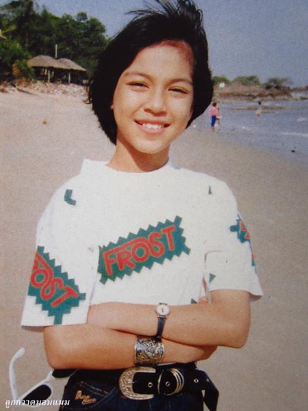 จอย ศิริลักษณ์