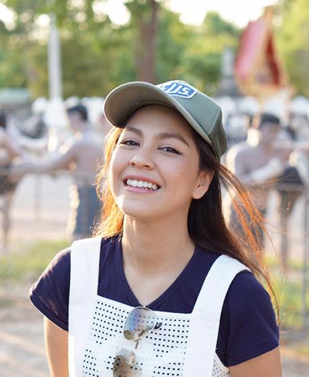 จอย ศิริลักษณ์