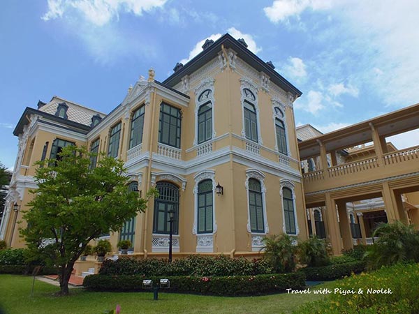 ชมวังบางขุนพรหม