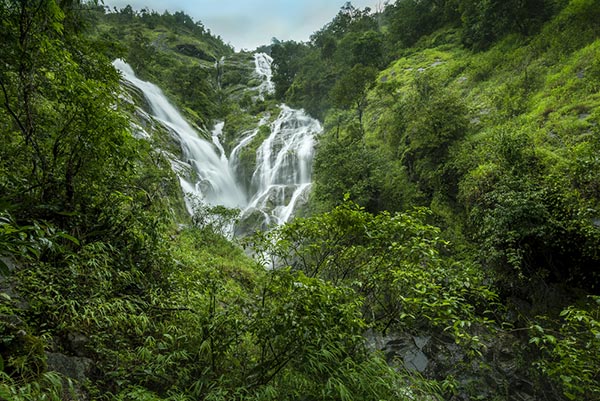 ที่เที่ยวหน้าฝน