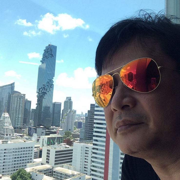 หนุ่ม สันติสุข