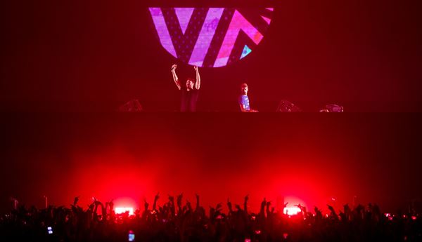 The Chainsmokers 