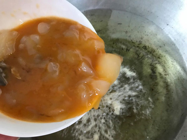 ไข่เจียวกุ้งมังกรเฮียไฝ