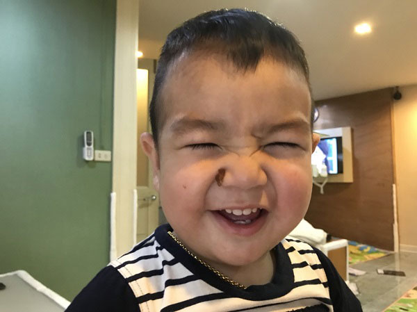 ไข่เจียวกุ้งมังกรเฮียไฝ