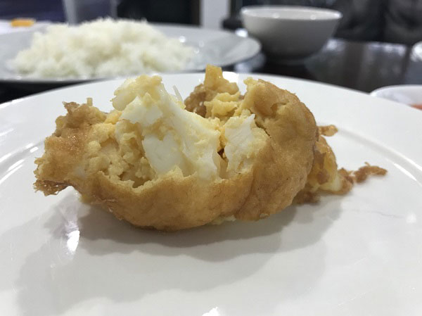 ไข่เจียวกุ้งมังกรเฮียไฝ